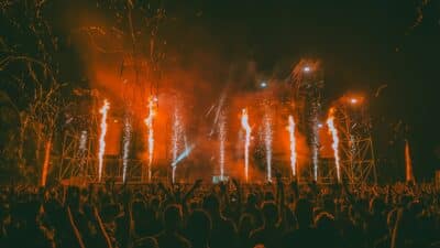Les concerts les plus attendus de France 2026 - crédit photo : joel-armand-amissa - unsplash
